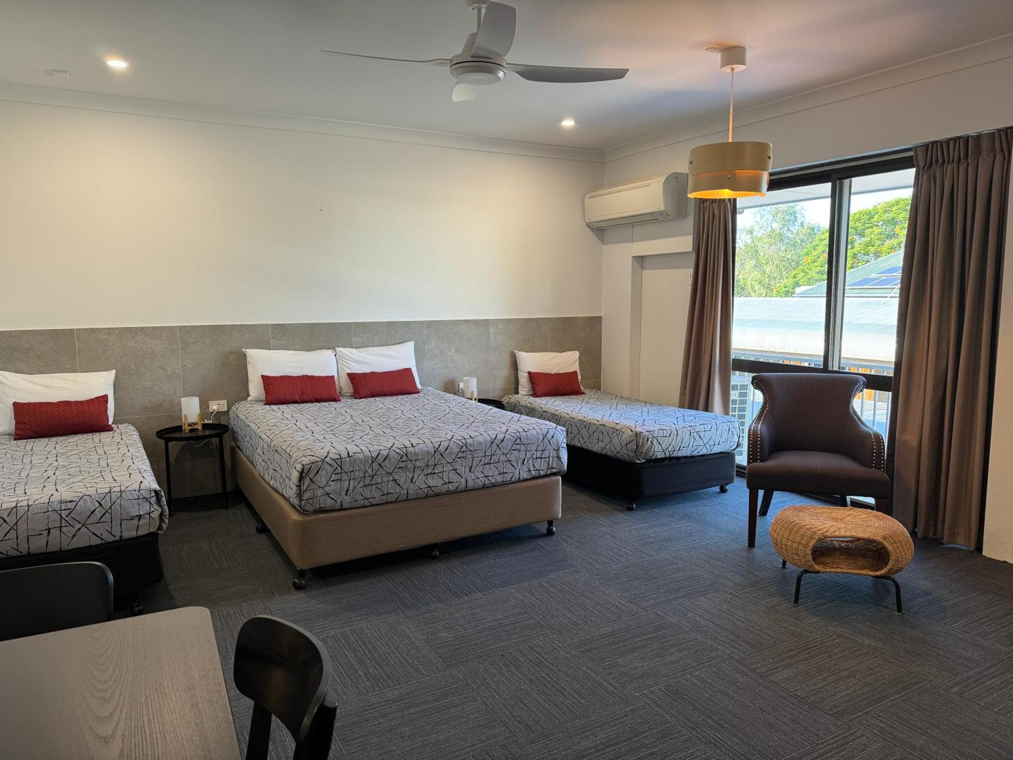 Longreach Motor Inn מראה חיצוני תמונה