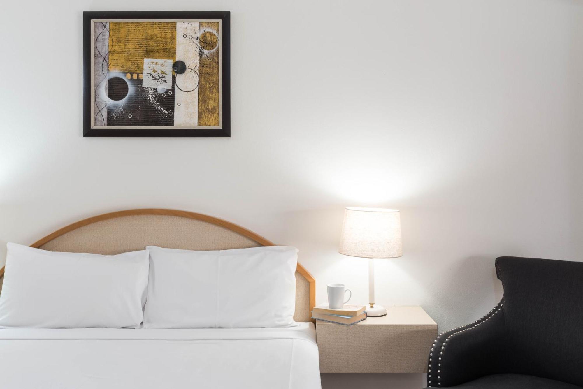 Longreach Motor Inn מראה חיצוני תמונה